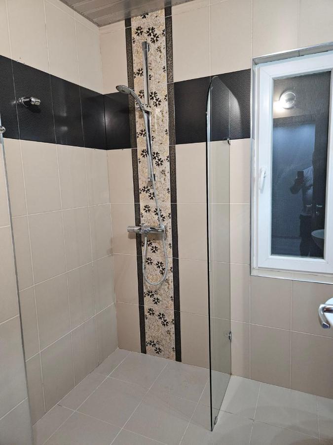 Дунав Билдингс 3 Pleven Exterior foto